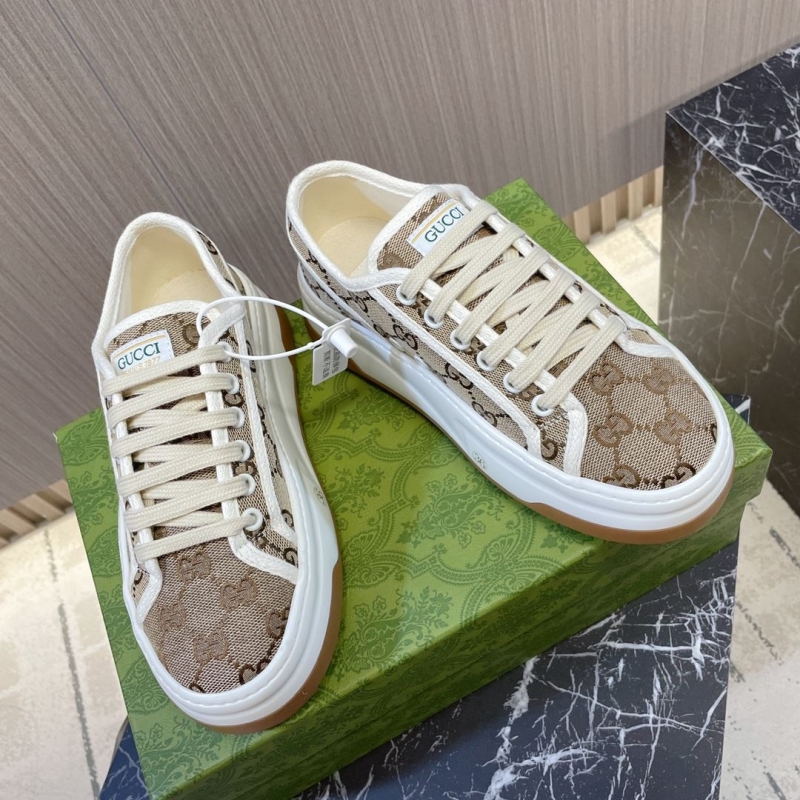 Gucci Sneakers